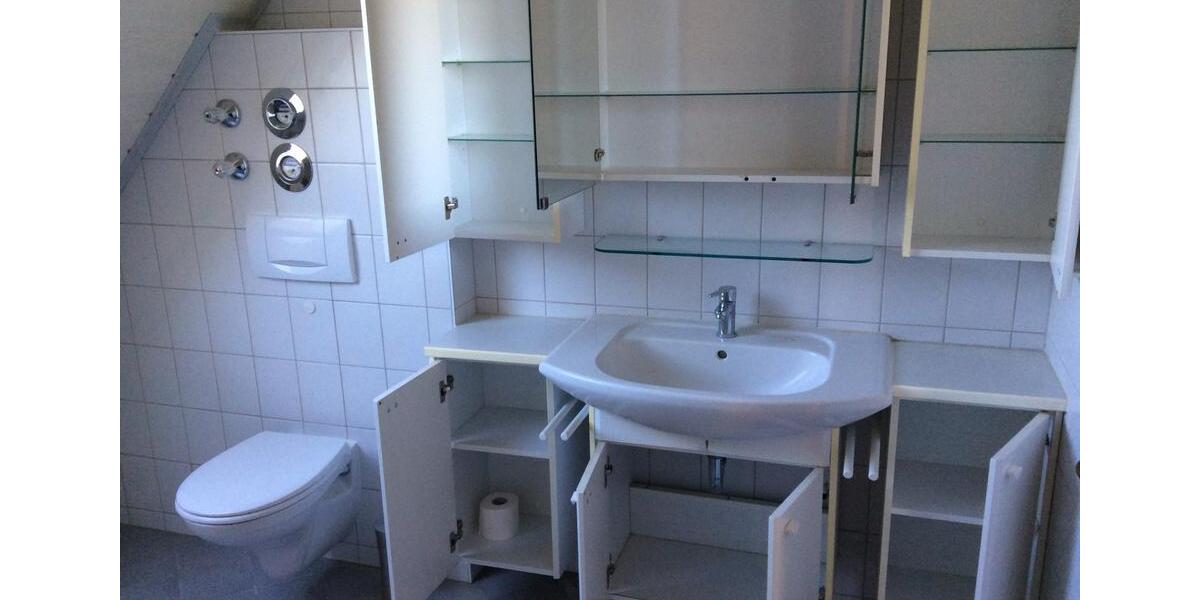 Dachgeschoßwohnung Nördlingen - 3 Zimmer, 90 m&sup2;, 750&euro; | Angebot:26234769