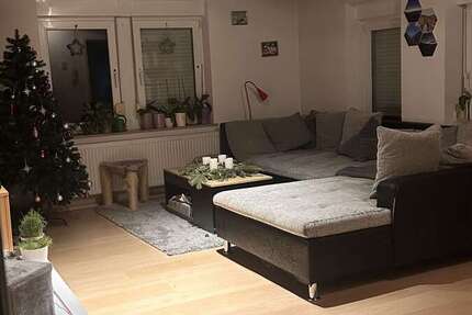 Haus zum Mieten in Oberbessenbach 1.330 € 140 m² 5 zimmer