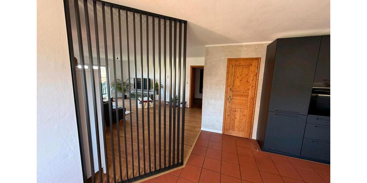 Erdgeschoßwohnung Memmingen - 4 Zimmer, 160 m&sup2;, 1.400&euro; | Angebot:26072112