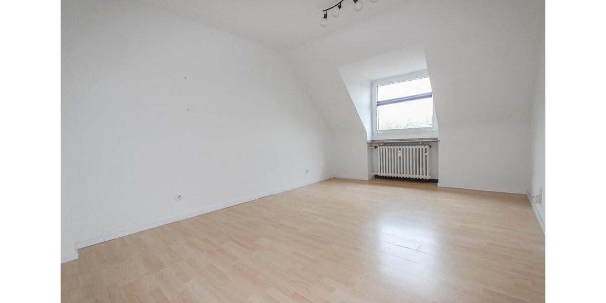 Charmante Dachgeschosswohnung in Zentraler Lage von Neuss 2 zimmer