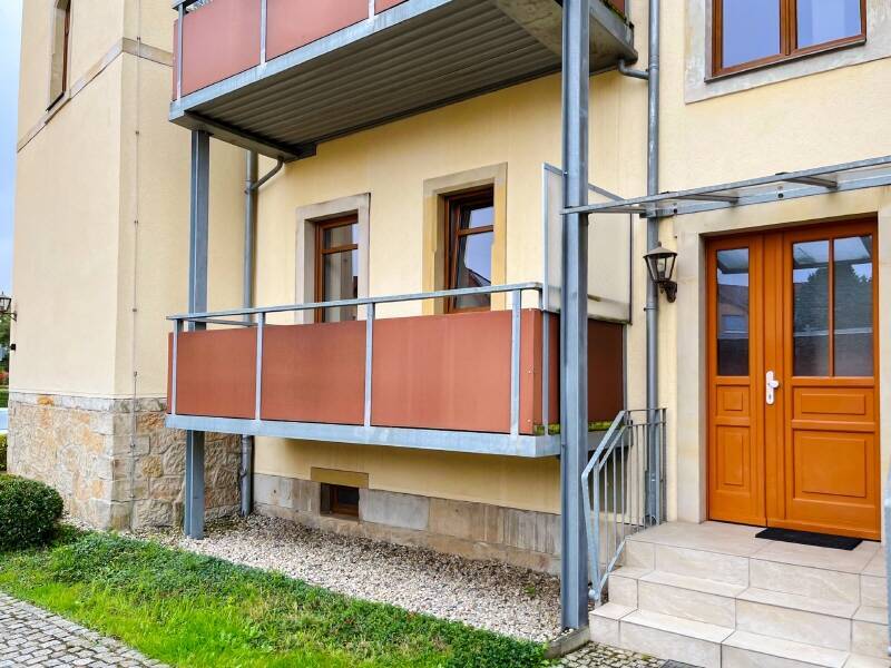 Schöne helle Räume - schattiger Balkon - gute Verkehrsanbindung!