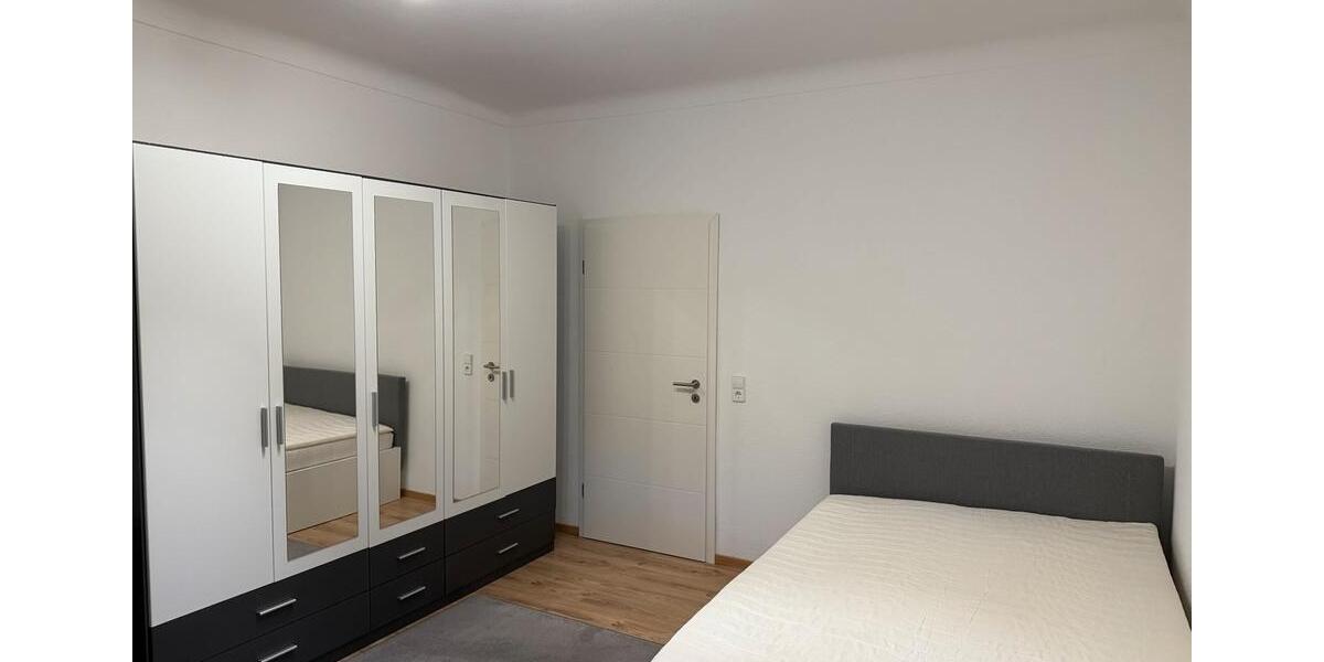 Wohnen auf Zeit Villingen-Schwenningen Schwenningen - 4 Zimmer, 20 m&sup2;, 400&euro; | Angebot:26268200