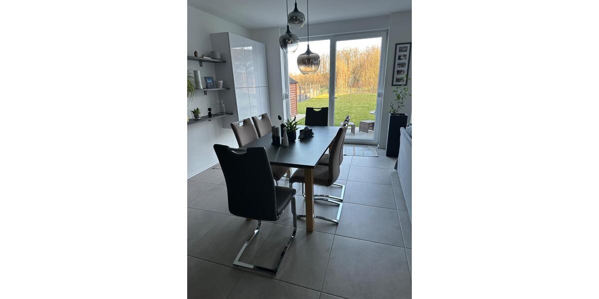 Etagenwohnung Wiehl - 1 Zimmer, 154 m&sup2;, 485&euro; | Angebot:26234597
