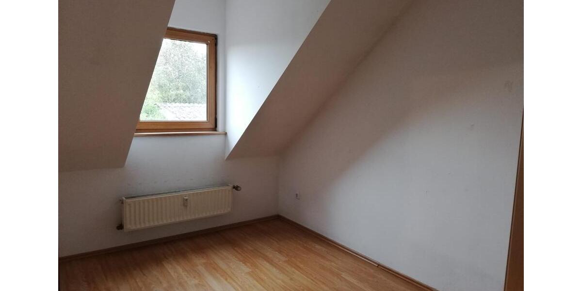 Etagenwohnung Bad Staffelstein - 3 Zimmer, 90 m&sup2;, 890&euro; | Angebot:26489911