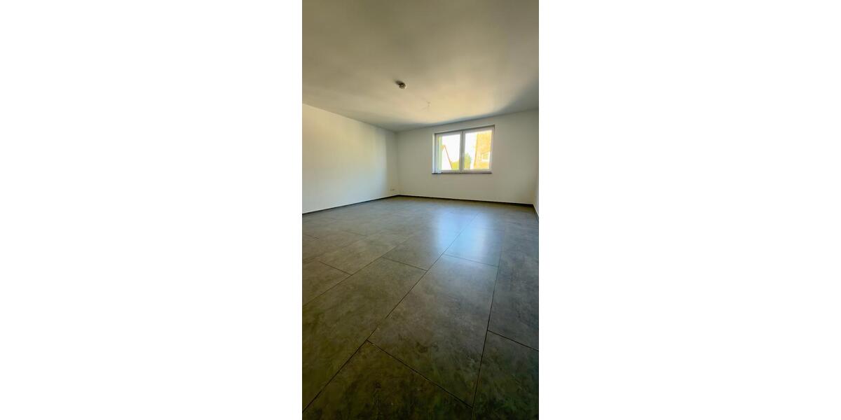 Etagenwohnung Bernburg (Saale) - 3 Zimmer, 87 m&sup2;, 740&euro; | Angebot:26278065