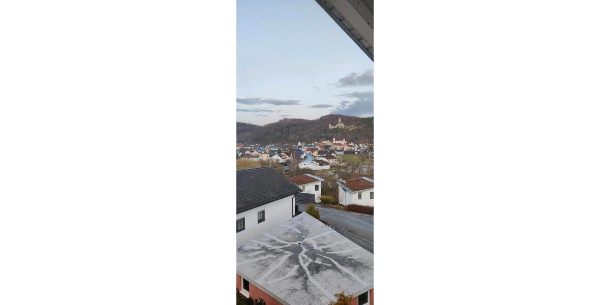 Dachgeschoßwohnung Kipfenberg - 4 Zimmer, 90 m&sup2;, 640&euro; | Angebot:25907804