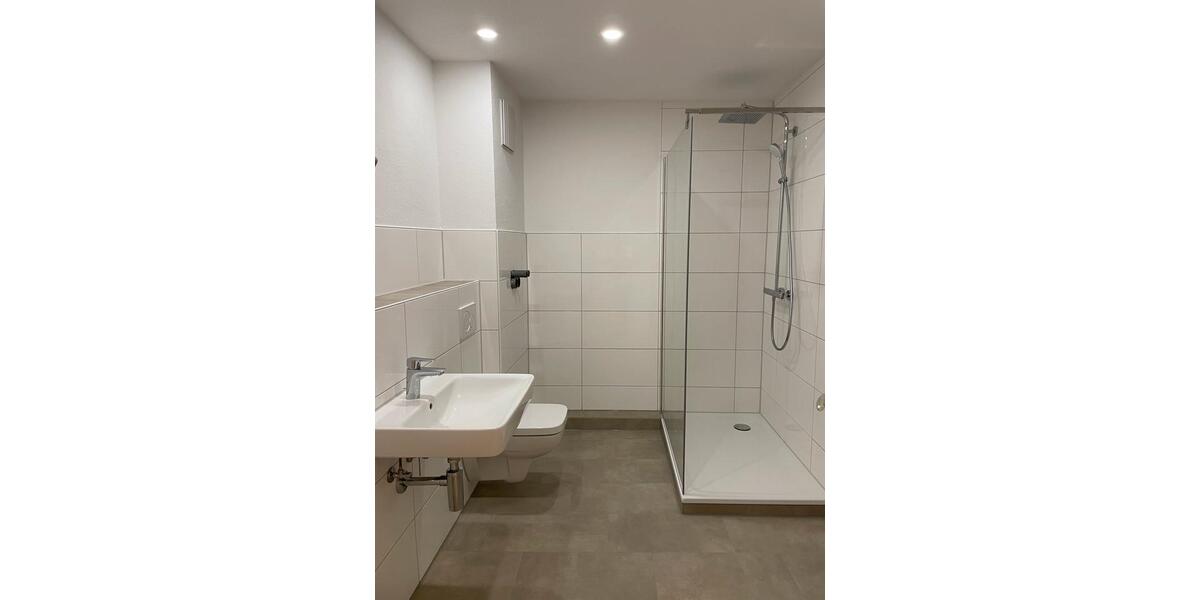 Dachgeschoßwohnung Leimen - 3 Zimmer, 77 m&sup2;, 1.160&euro; | Angebot:26600810