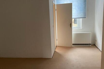 Wohnung Eisleben (Lutherstadt) - 2 Zimmer, 40 m&sup2;, 250&euro; | Angebot:25990341