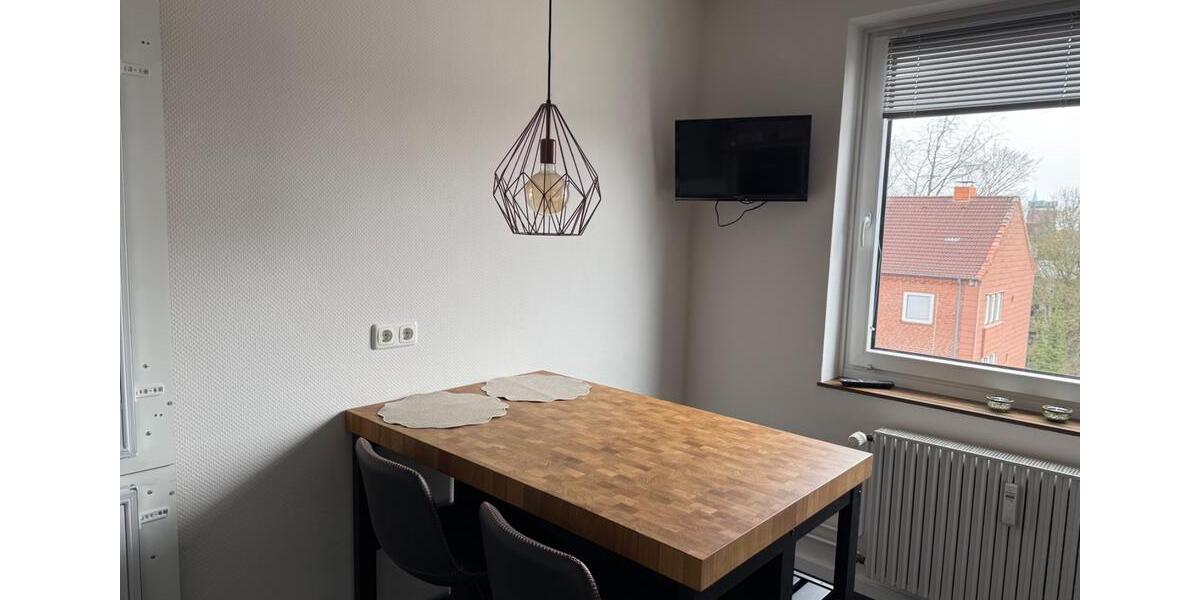 Wohnen auf Zeit Kiel - 2 Zimmer, 70 m&sup2;, 1.600&euro; | Angebot:26640709