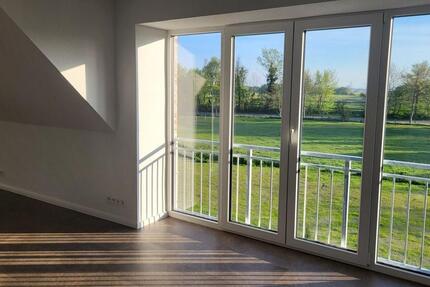 Wohnung Hattstedt - 4 Zimmer, 102 m&sup2;, 1.200&euro; | Angebot:24885882