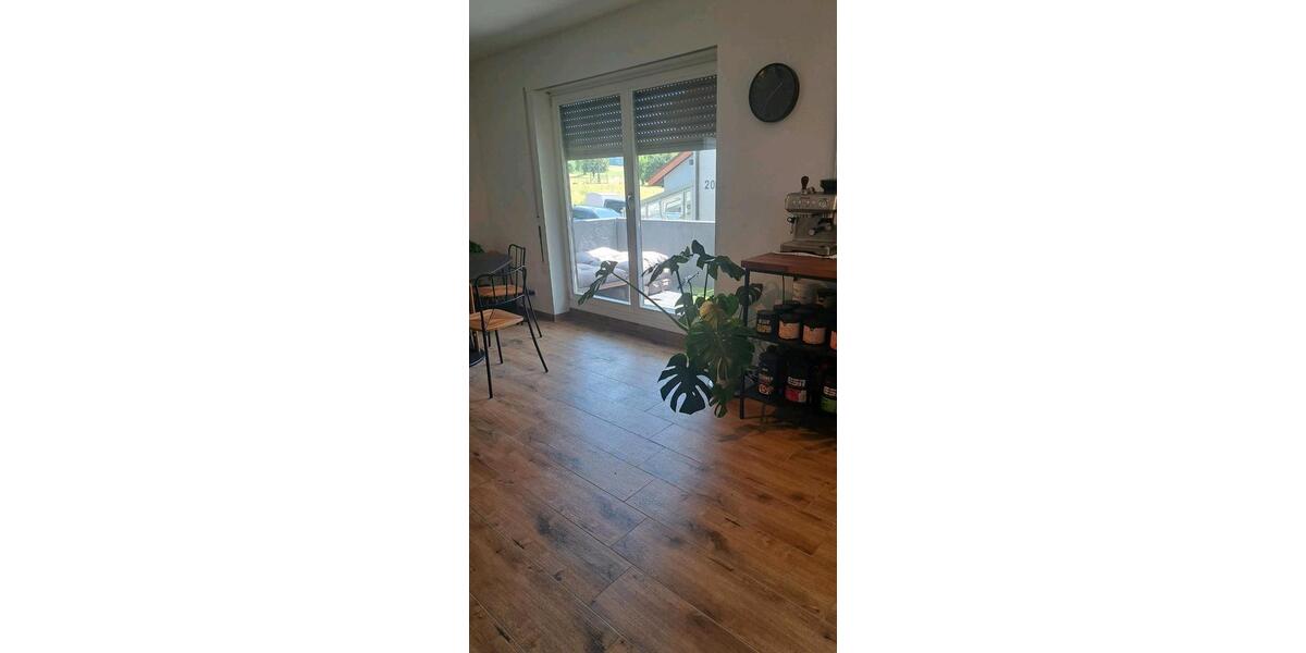 Hochparterre Lörrach Brombach - 2 Zimmer, 60 m&sup2;, 990&euro; | Angebot:26551900