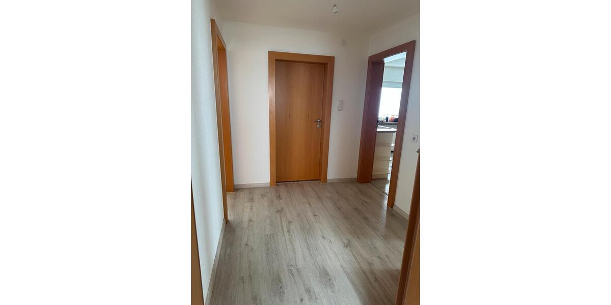 Erdgeschoßwohnung Borken (Hessen) - 4 Zimmer, 116 m&sup2;, 950&euro; | Angebot:26594330