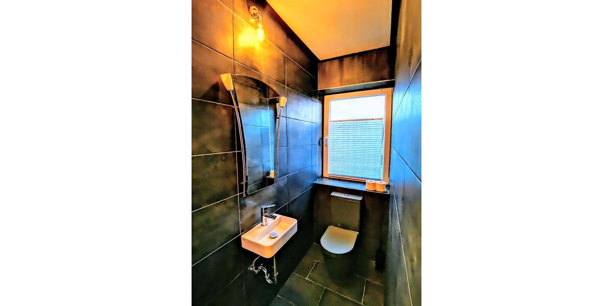 Wohnen auf Zeit Hilter am Teutoburger Wald - 15 Zimmer, 400 m&sup2;, 10&euro; | Angebot:19578706