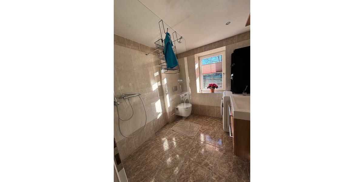 Erdgeschoßwohnung Burgstädt - 3 Zimmer, 70 m&sup2;, 720&euro; | Angebot:25635715