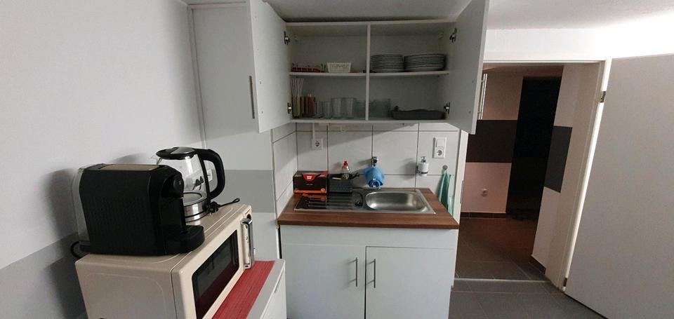 Wohnen auf Zeit Baunatal - 1 Zimmer, 14 m&sup2;, 330&euro; | Angebot:23515165