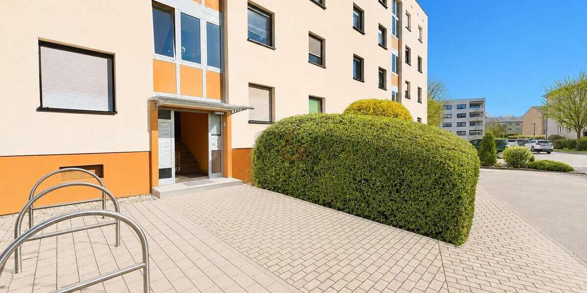 Etagenwohnung Hanau Großauheim - 3 Zimmer, 74 m&sup2;, 995&euro; | Angebot:27186887