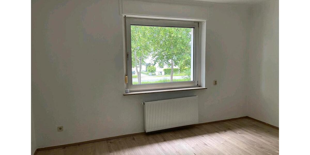 Etagenwohnung Sankt Augustin - 3 Zimmer, 78 m&sup2;, 1.300&euro; | Angebot:26566414