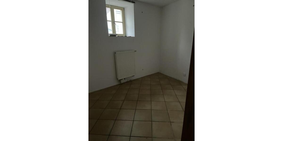 Maisonettenwohnung Allstedt - 3 Zimmer, 69 m&sup2;, 350&euro; | Angebot:24942824
