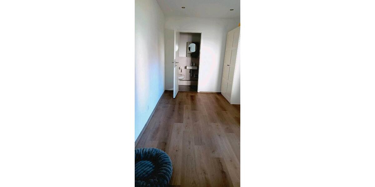 Erdgeschoßwohnung Hessigheim - 3.5 Zimmer, 85 m&sup2;, 1.150&euro; | Angebot:26699879