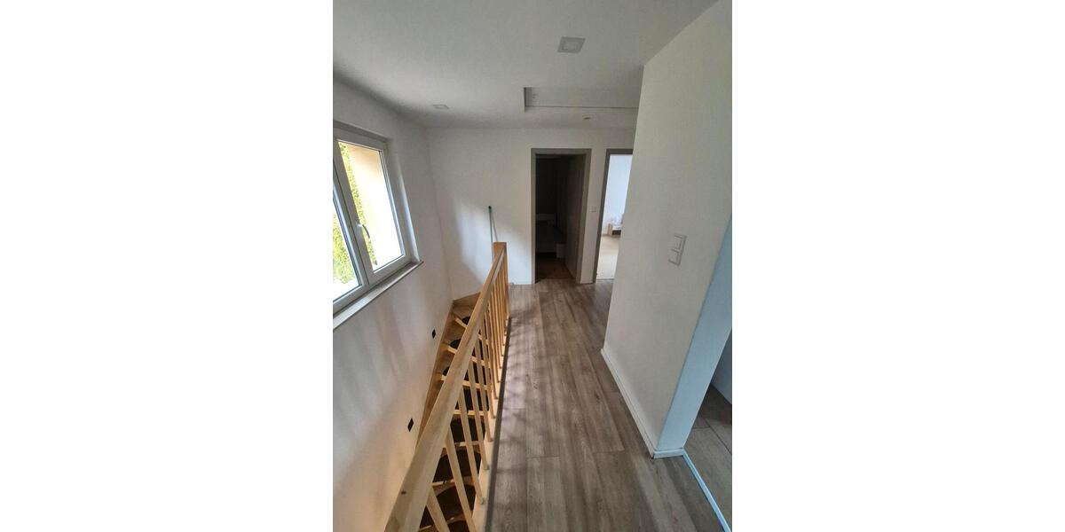 Einfamilienhaus Albstadt Gemarkung Onstmettingen - 5 Zimmer, 165 m&sup2;, 1.500&euro; | Angebot:25294748