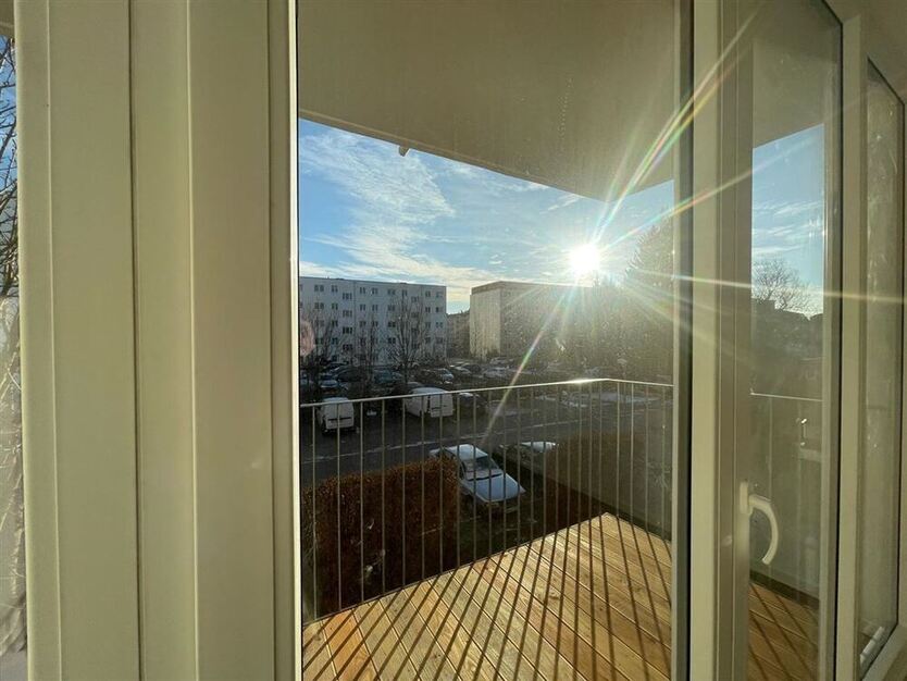 FRISCH SANIERT - Moderne 3-Zimmer-Wohnung mit gemütlichem Süd-Balkon