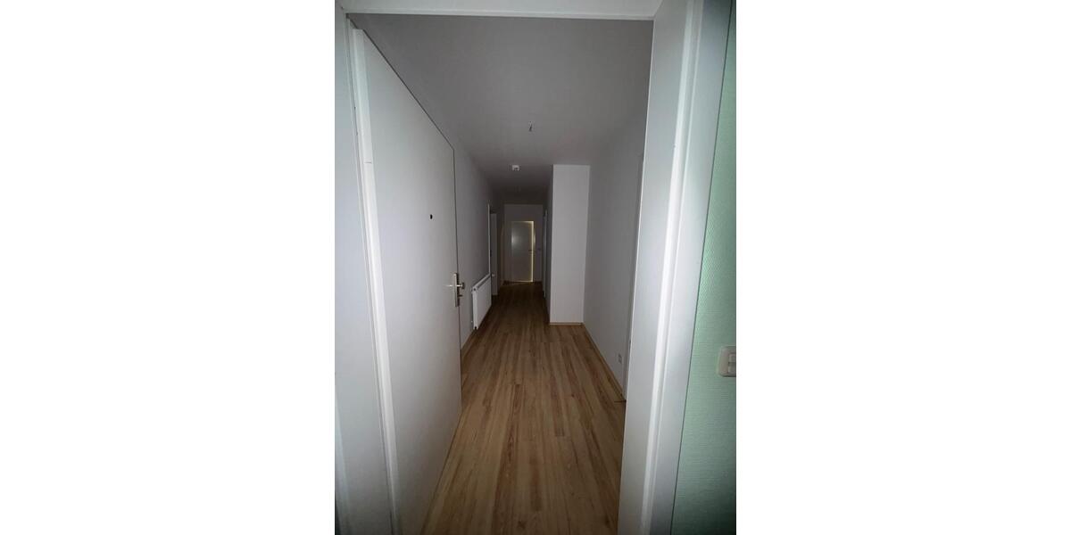 Dachgeschoßwohnung Grabow - 1 Zimmer, 59 m&sup2;, 443&euro; | Angebot:25753409