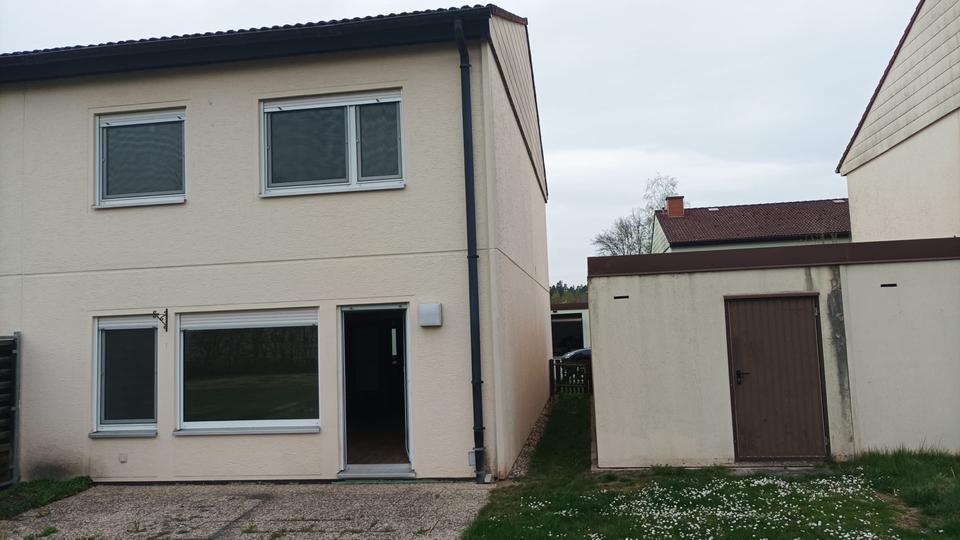 Doppelhaushälfte Weiherhammer Kaltenbrunn - 4 Zimmer, 120 m&sup2;, 850&euro; | Angebot:26697436