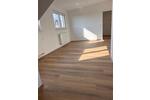 Dachgeschoßwohnung Geisenheim - 2 Zimmer, 64 m&sup2;, 960&euro; | Angebot:26063146