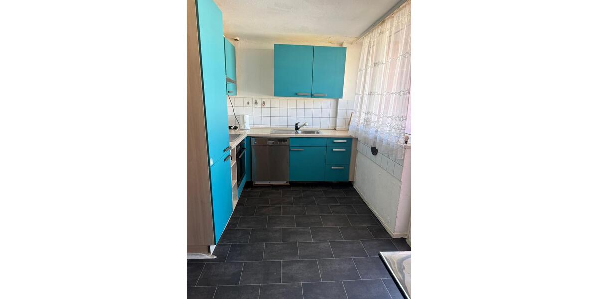 Etagenwohnung Pforzheim Nordstadt - 4 Zimmer, 150 m&sup2;, 1.200&euro; | Angebot:25883008