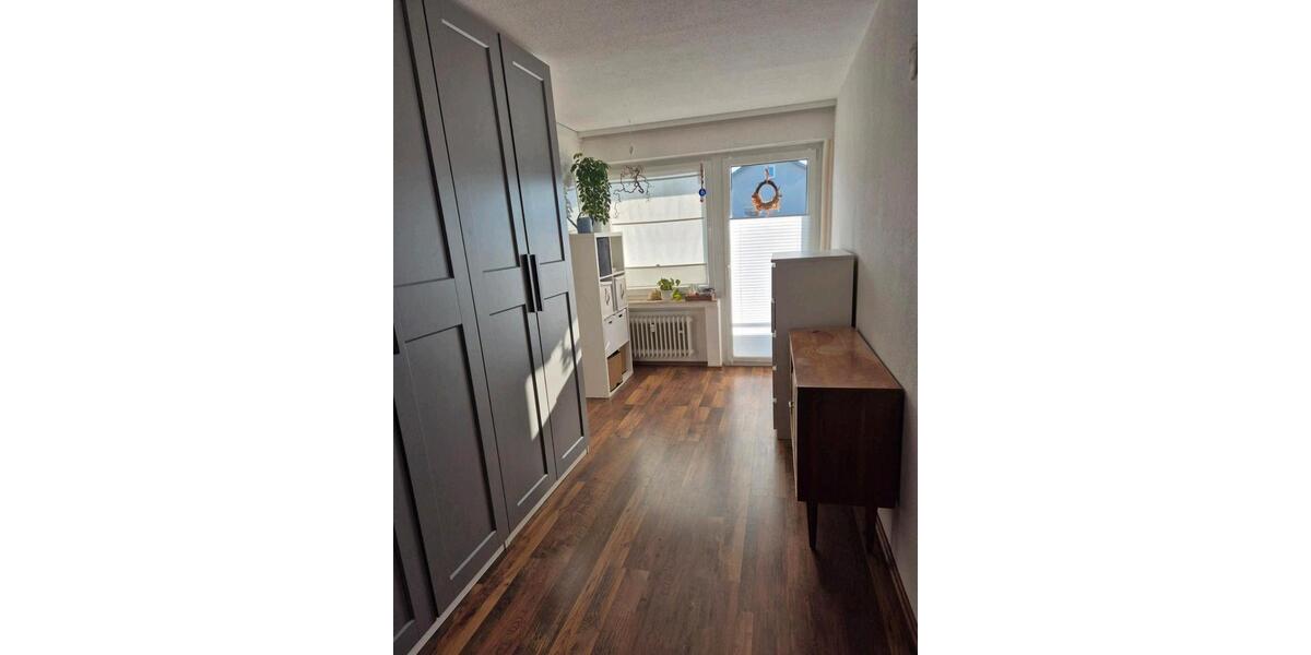 Etagenwohnung Wehretal - 4 Zimmer, 110 m&sup2;, 680&euro; | Angebot:26040481