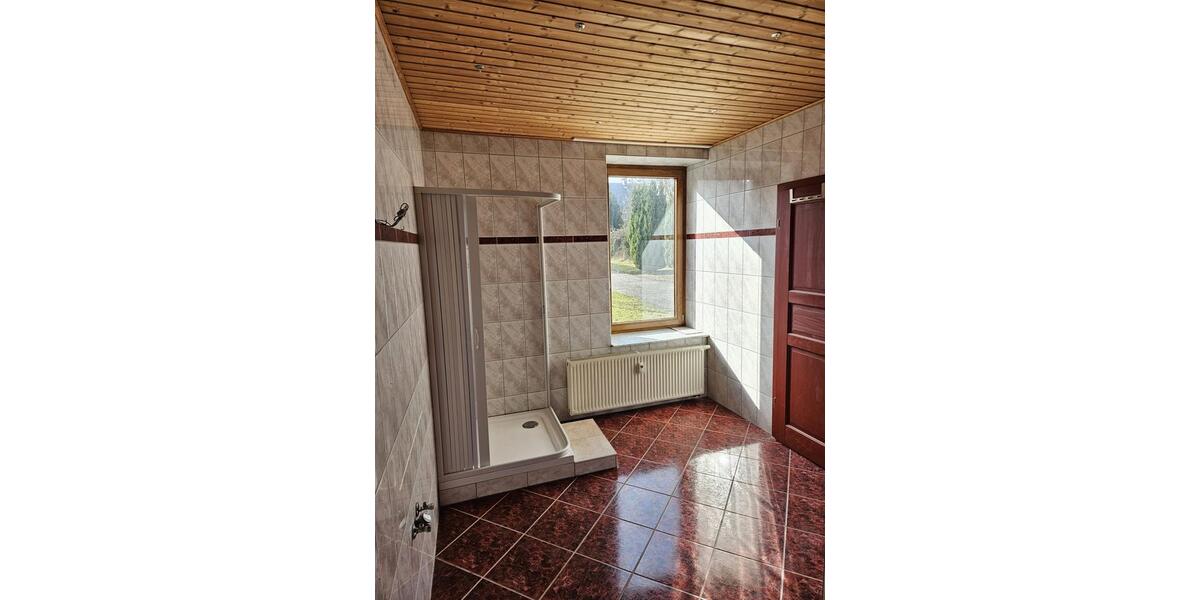 Erdgeschoßwohnung Naumburg (Saale) - 4 Zimmer, 105 m&sup2;, 578&euro; | Angebot:26638328