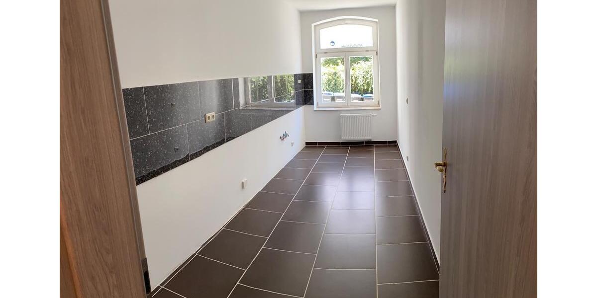 Erdgeschoßwohnung Saalfeld (Saale) - 2 Zimmer, 75 m&sup2;, 510&euro; | Angebot:25893918