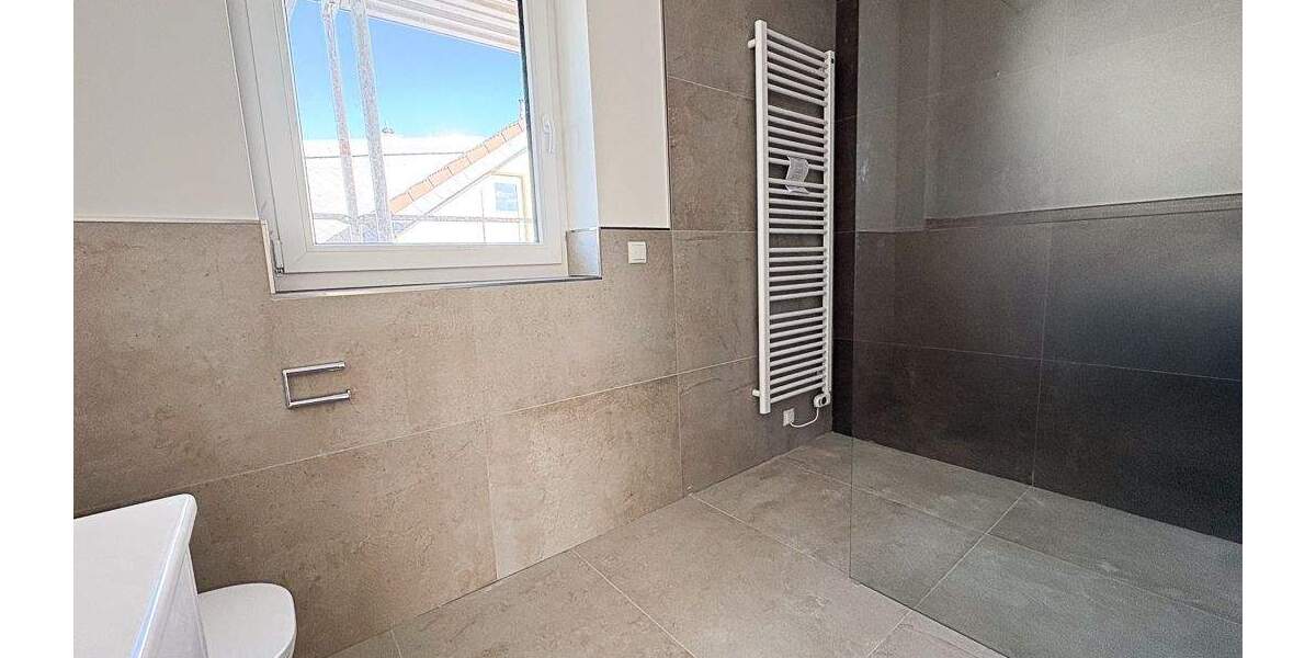 Etagenwohnung Bad Neuenahr-Ahrweiler Ahrweiler - 3 Zimmer, 91 m&sup2;, 1.150&euro; | Angebot:25695607