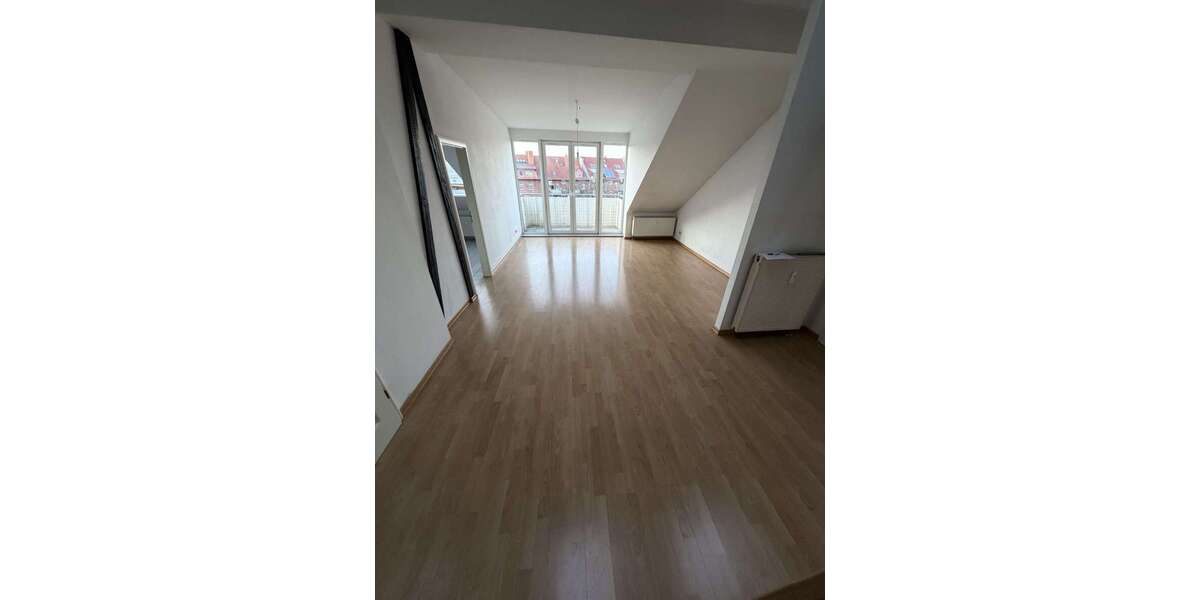 Etagenwohnung Erfurt Krämpfervorstadt - 3 Zimmer, 103 m&sup2;, 875&euro; | Angebot:26070543