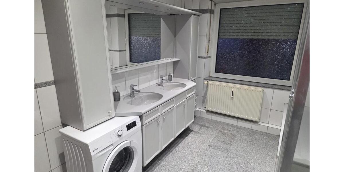 Etagenwohnung Mönchengladbach Nord - 2 Zimmer, 78 m&sup2;, 850&euro; | Angebot:26271486