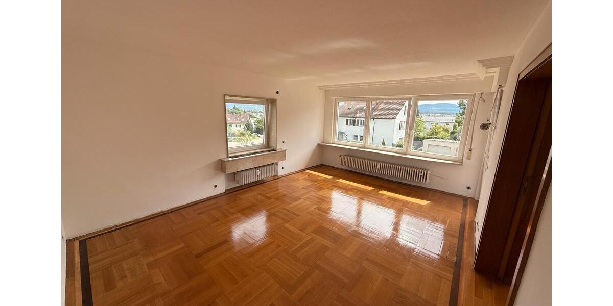 Etagenwohnung Eislingen (Fils) - 3.5 Zimmer, 90 m&sup2;, 1.000&euro; | Angebot:25048348