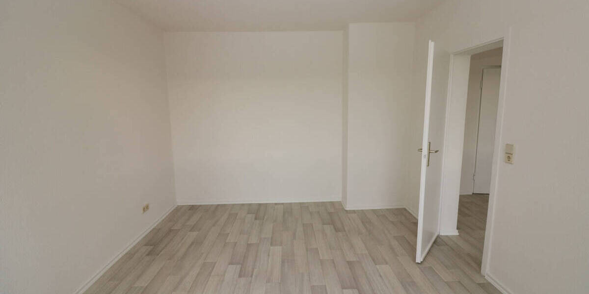 Etagenwohnung Freiberg Freiberg West - 2 Zimmer, 46 m&sup2;, 319&euro; | Angebot:26029966