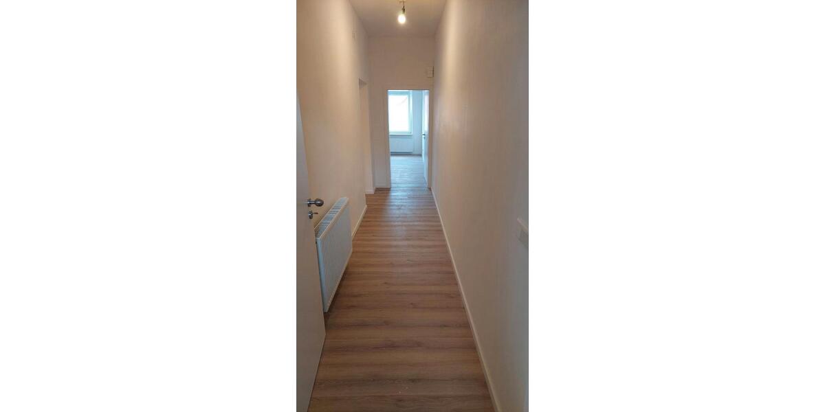 Etagenwohnung Barntrup - 2 Zimmer, 82 m&sup2;, 600&euro; | Angebot:26428246