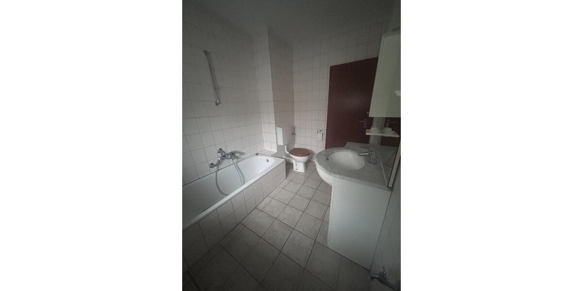 Erdgeschoßwohnung Osthofen - 3 Zimmer, 75 m&sup2;, 975&euro; | Angebot:24868809