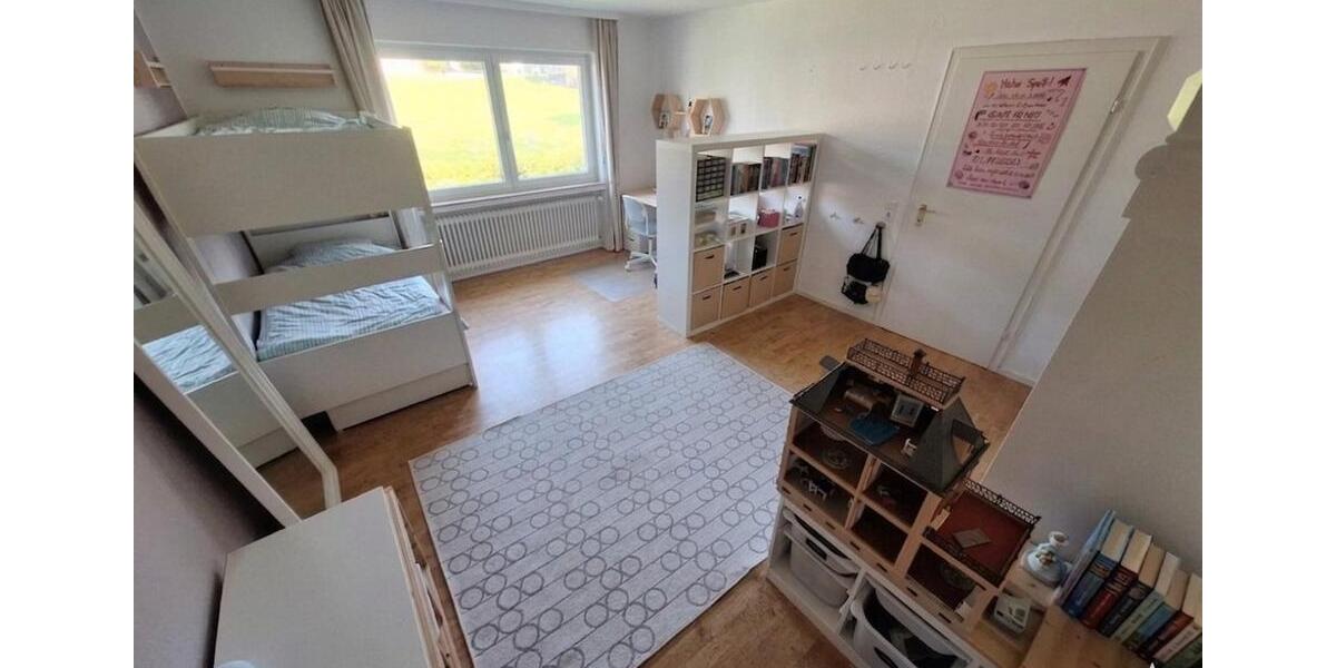 Einfamilienhaus Hennef (Sieg) - 9 Zimmer, 236 m&sup2;, 2.450&euro; | Angebot:26515213