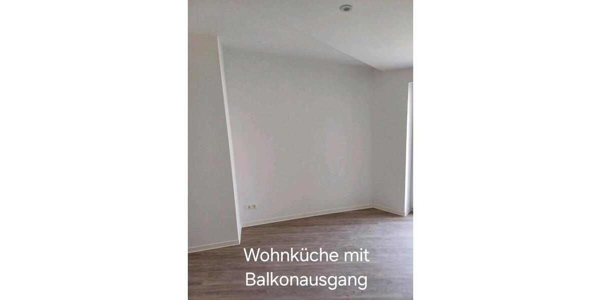 Dachgeschoßwohnung Burg - 4 Zimmer, 135 m&sup2;, 1.269&euro; | Angebot:25979847