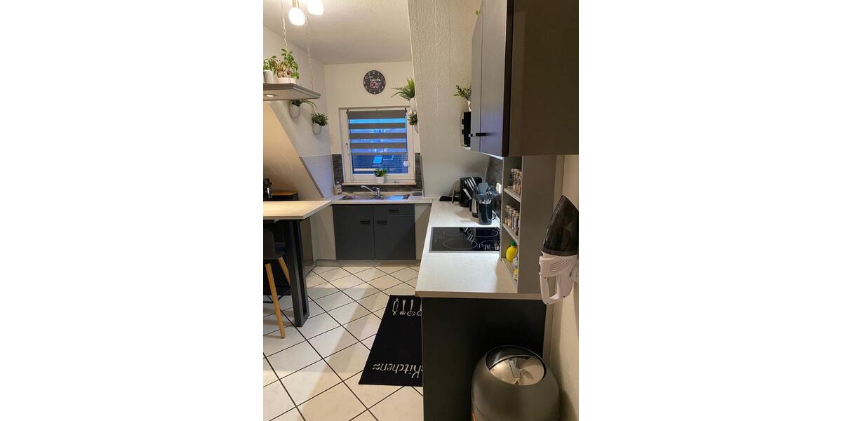 Dachgeschoßwohnung Schwalmstadt - 4 Zimmer, 88 m&sup2;, 790&euro; | Angebot:25945240