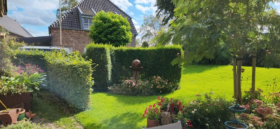 IM EINKLANG MIT DER NATUR Hochwertiges Einfamilienhaus mit Traumgarten 4 zimmer