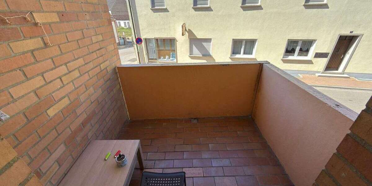 Etagenwohnung Schwandorf - 2 Zimmer, 46 m&sup2;, 650&euro; | Angebot:26071411