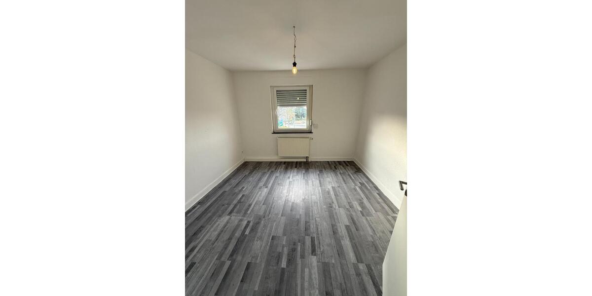 Reihenhaus Düren Distelrath - 5 Zimmer, 110 m&sup2;, 1.200&euro; | Angebot:25352189