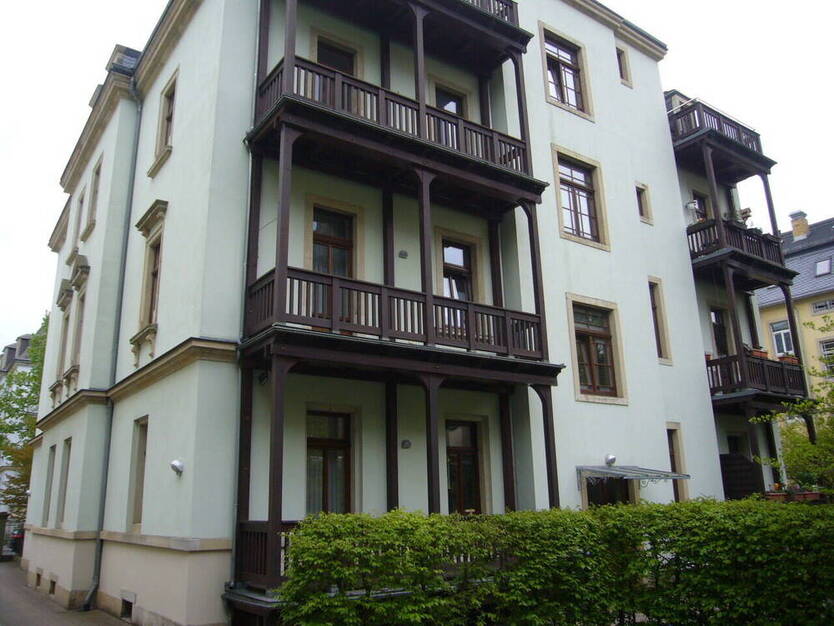 Gemütliche 1,5-RaumWohnung mit separatem WC in Denkmalhaus im schönen Striesen zu vermieten!