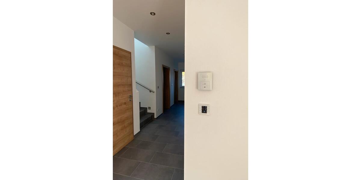 2022 170qm Einfamilienhaus - freistehend - zu vermieten ab 0426 5 zimmer