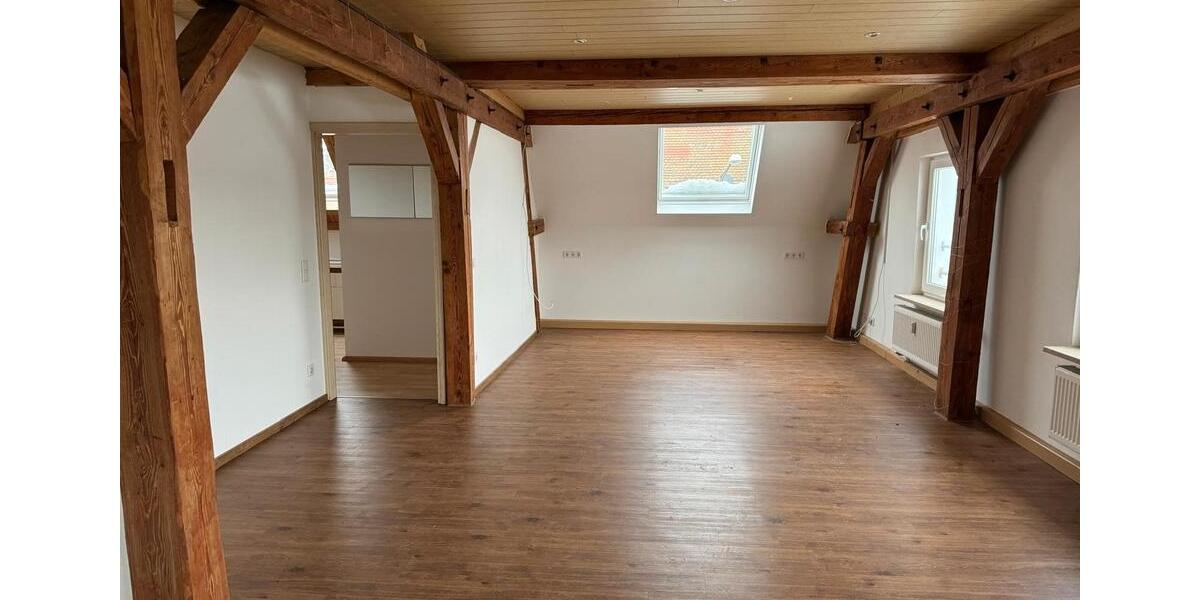 Dachgeschoßwohnung Roth - 2 Zimmer, 65 m&sup2;, 625&euro; | Angebot:26251076