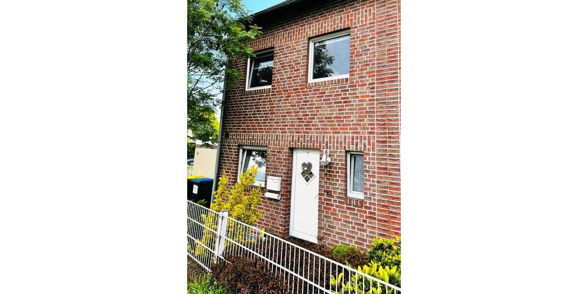 Reihenhaus Moers Schwafheim - 5.5 Zimmer, 118 m&sup2;, 1.650&euro; | Angebot:26703306