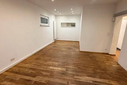 Wohnung zu vermieten 3 Zimmer , Küche, Bad zimmer
